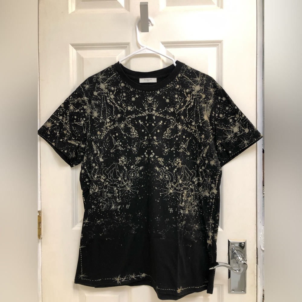 GIVENCHY Black Constellations sz.L T-Shirt LIKE NEW